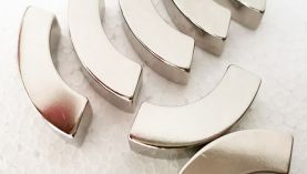 什么是弧形磁瓦？「聚盛磁鐵」